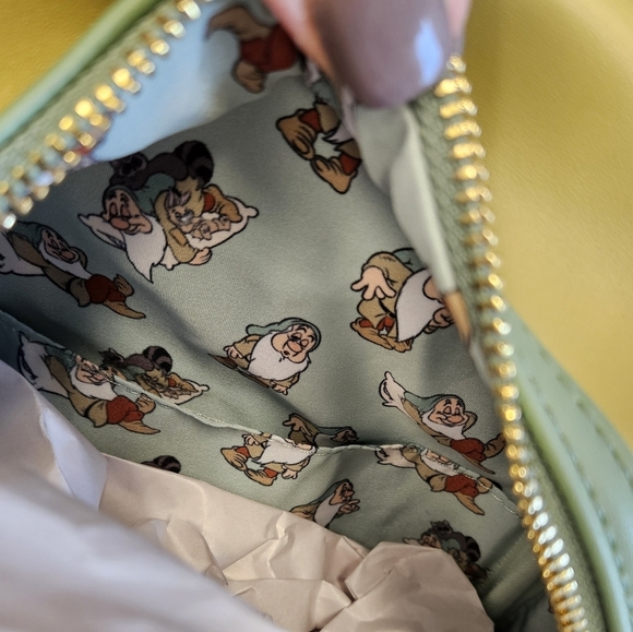 Disney Loungefly Seven Dwarfs Sleepy Backpack and Wallet Set NEW - Picture 5 of 6